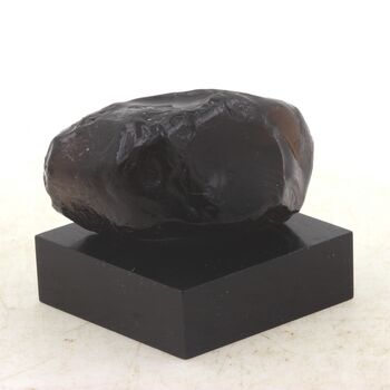 Obsidienne Larme d'Apache. 102.5 ct.