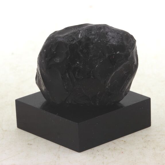 Obsidienne Larme d'Apache. 116.5 ct.