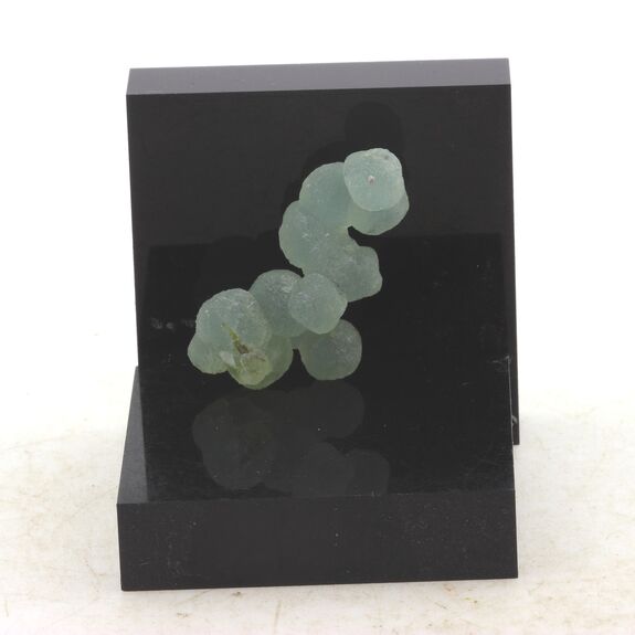 Prehnite. 24.29 ct.