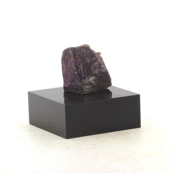 Purpurite. 139.5 ct.