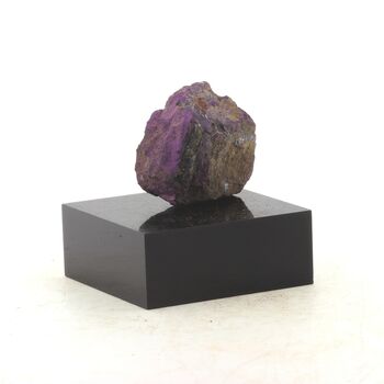 Purpurite. 160.5 ct.