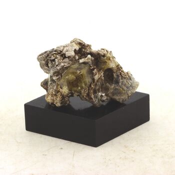 Grossular Garnet + Clinochlore. 68.0 ct.