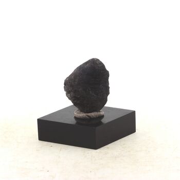 Iolite. 37.0 ct.