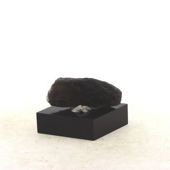 Iolite. 37.0 ct.