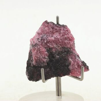 Rhodonite. 87.5 ct.