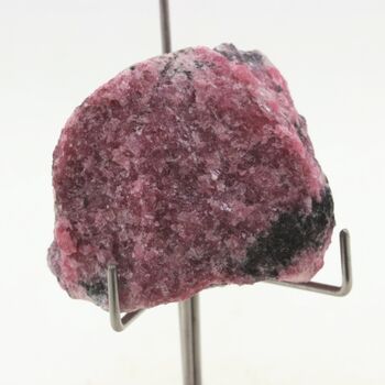 Rhodonite. 537.5 ct.