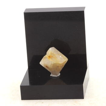 Quartz bêta. 22.0 ct.