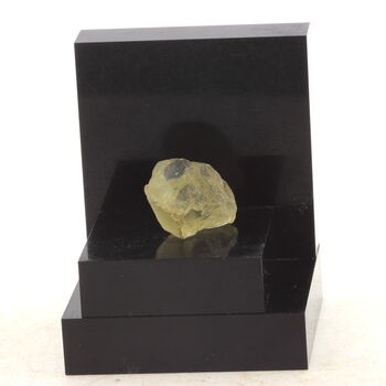 Sanidine. 16.0 ct.