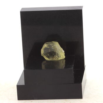 Sanidine. 12.5 ct.