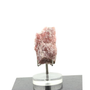 Strawberry Quartz. 89.0 ct.