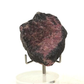 Rhodonite. 280.0 ct.