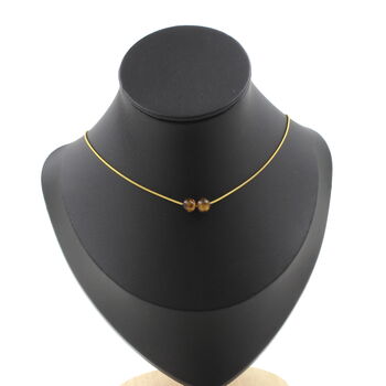 Collier 2 perles Oeil de Tigre 6 mm. Chaine en acier doré inoxydable