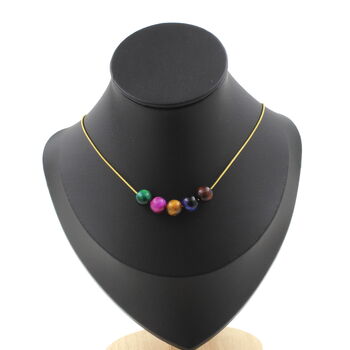 Collier 5 perles Oeil de Tigre Multicolore 8 mm. Chaine en acier doré inoxydable