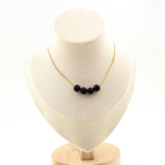 Matte black Onyx 8 mm 4 beads necklace. Golden stainless steel chain