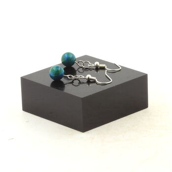 Boucles D'oreilles 1 Perle Chrysocolle Teintée 8 mm en acier inoxydable.