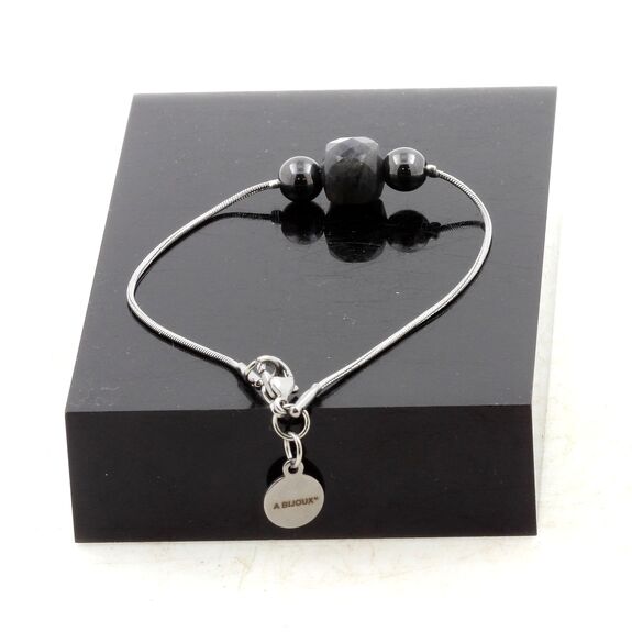 Bracelet en acier inoxydable 1 Perle Labradorite 9 mm cube à facettes + 2 Perles Hématite 6 mm.