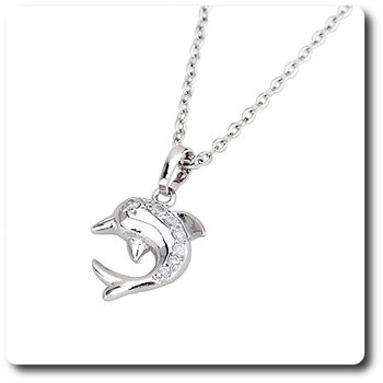 7x2 mm Simulated Diamonds Pendant