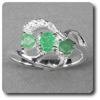 Natural Emerald Ring