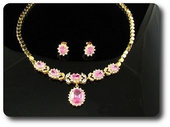 PARURE COLLIER SAPHIR ROSE + BOUCLES D'OREILLE