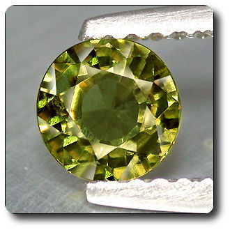 0.60 cts  GRENAT ANDRADITE . VS