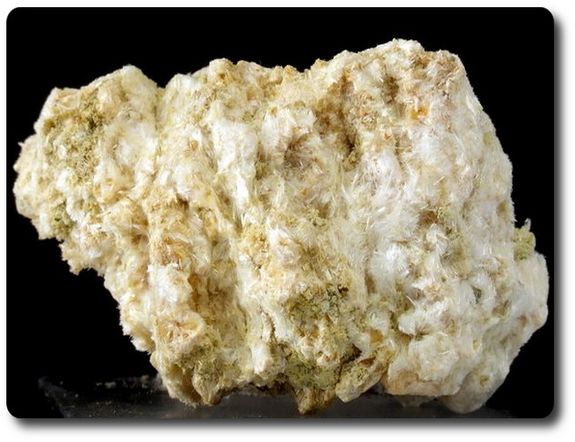 8 grammes  PICKERINGITE