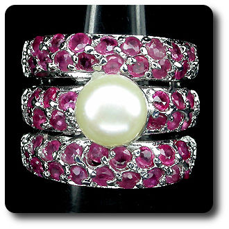 RUBY & PEARL RING