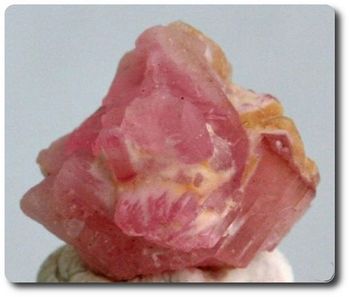 13,90 carats CRISTAL TOURMALINE RUBELLITE