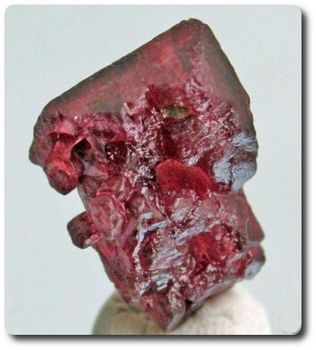 17.60  cts SPINEL CRYSTAL