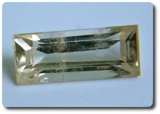 1.35 cts  JEREMEJEVITE JAUNE