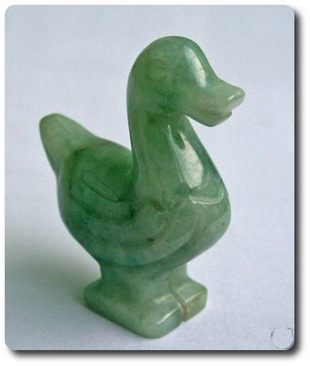 177,50 cts CARVING DUCK A JADEITE