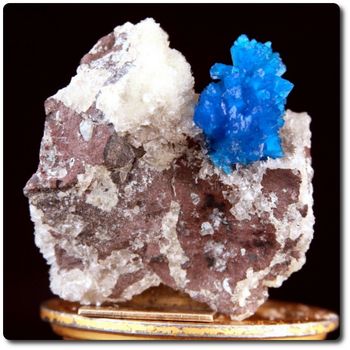 15 g CAVANSITE ON HEULANDITE