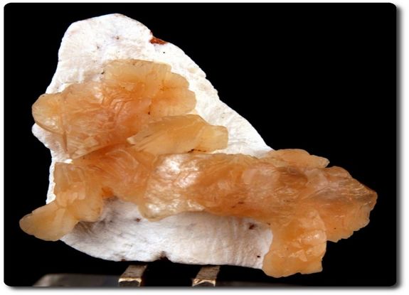 40 g  HEULANDITE ON MORDENITE