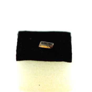 0.20 cts CREEDITE . SI