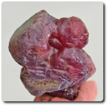 24.70 carats CRISTAL DE SPINELLE