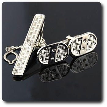 BOUTONS DE MANCHETTES + PINCE A CRAVATE