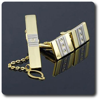 BOUTONS DE MANCHETTES + PINCE A CRAVATE