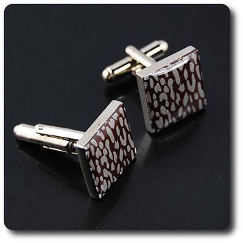 BOUTONS DE MANCHETTES
