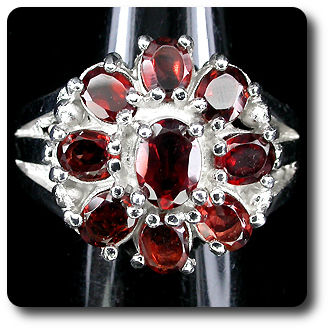 GARNET RING