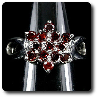 GARNET RING