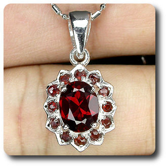GARNET PENDANT
