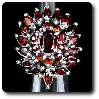 GARNET RING