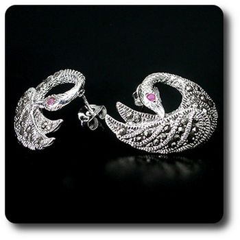 BOUCLES D'OREILLE CYGNE RUBIS & MARCASSITE
