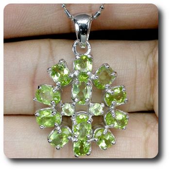 PERIDOT PENDANT