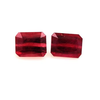 3.70CT. 2 pcs  BLOOD RED RUBY. VS
