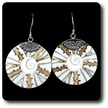 BOUCLES D'OREILLE OEIL DE STE LUCIE & NACRE