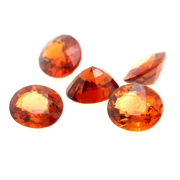 3.91 cts  5 GRENAT SPESSARTITE ORANGE. VVS