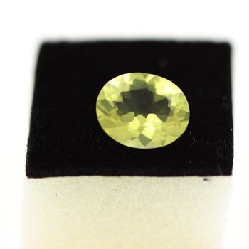 2.00 cts QUARTZ JAUNE VERT . IF