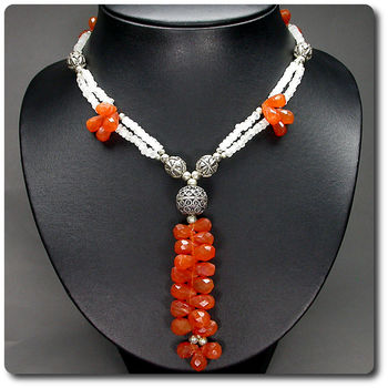 MOONSTONE & CARNELIAN NECKLACE