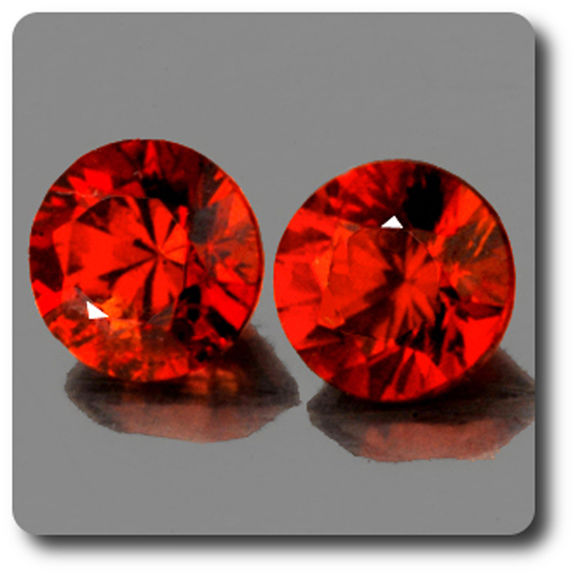 0.52 cts  2 GRENAT SPESSARTITE ORANGE. IF