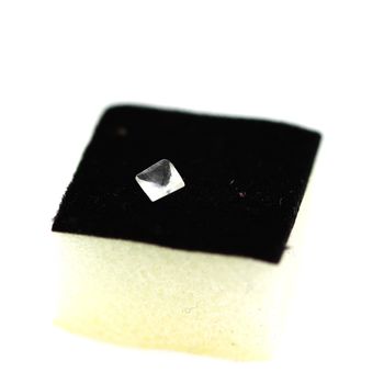 0.15 CTS. INDERITE . VS